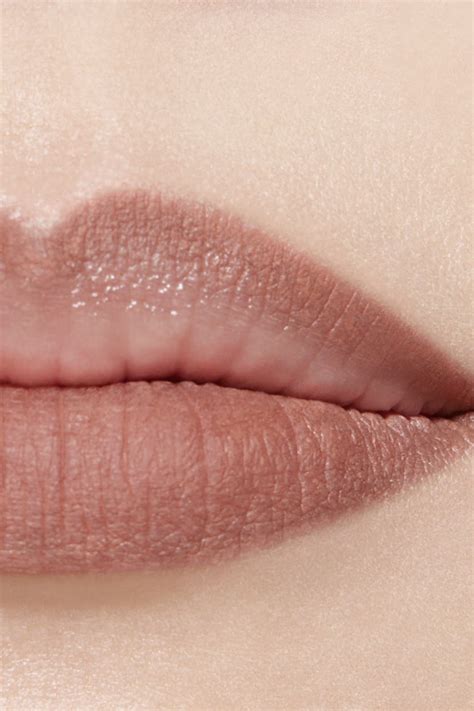 chanel le crayon levres beige naturel|chanel ombre lip crayon.